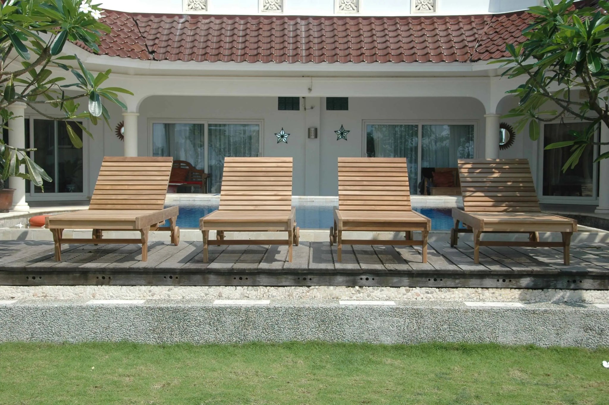 Capri Sun Lounger Set – Teak Daybed (No Cushion) by Anderson Teak