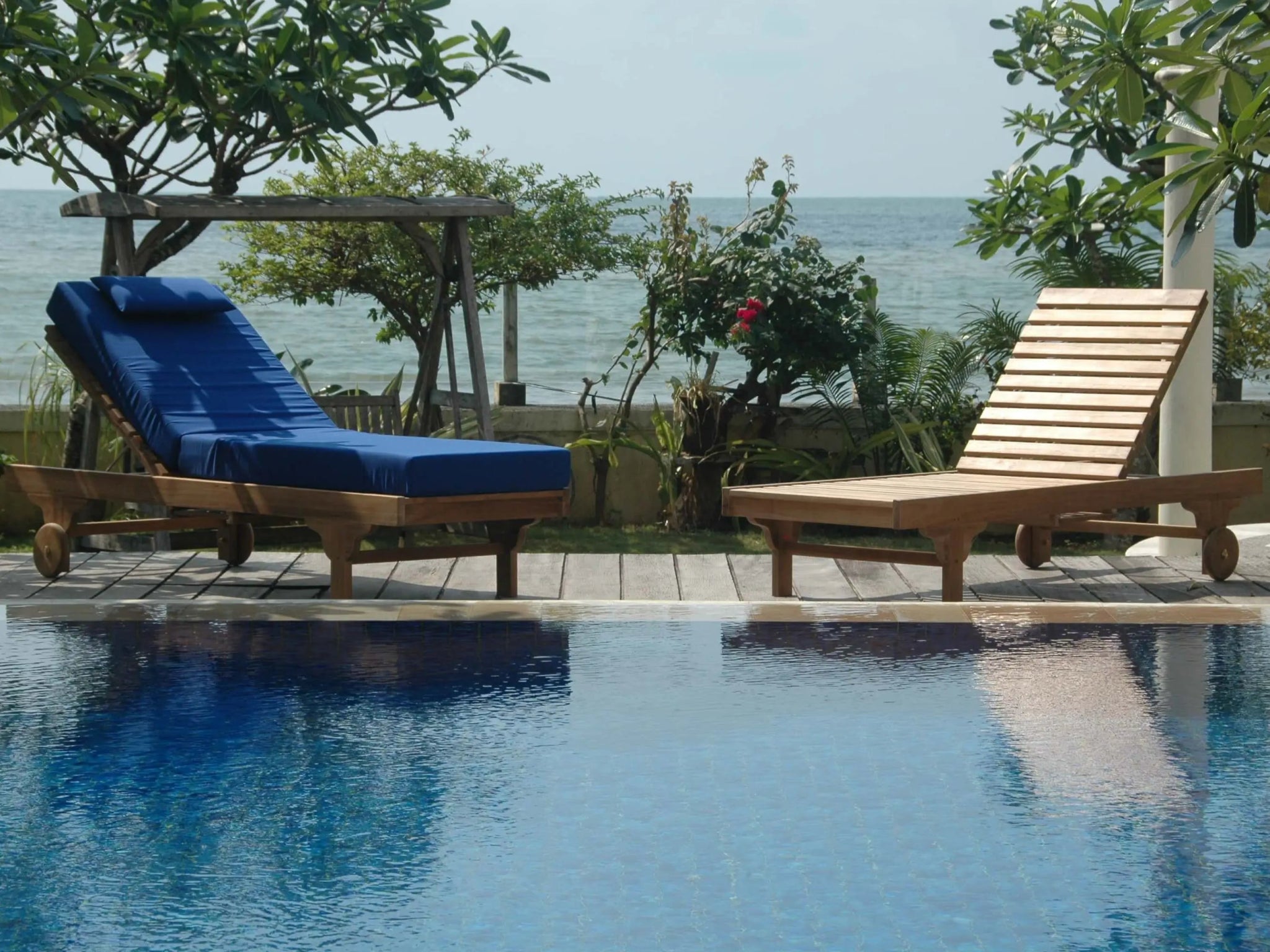 Capri Sun Lounger Set – Teak Daybed (No Cushion) by Anderson Teak