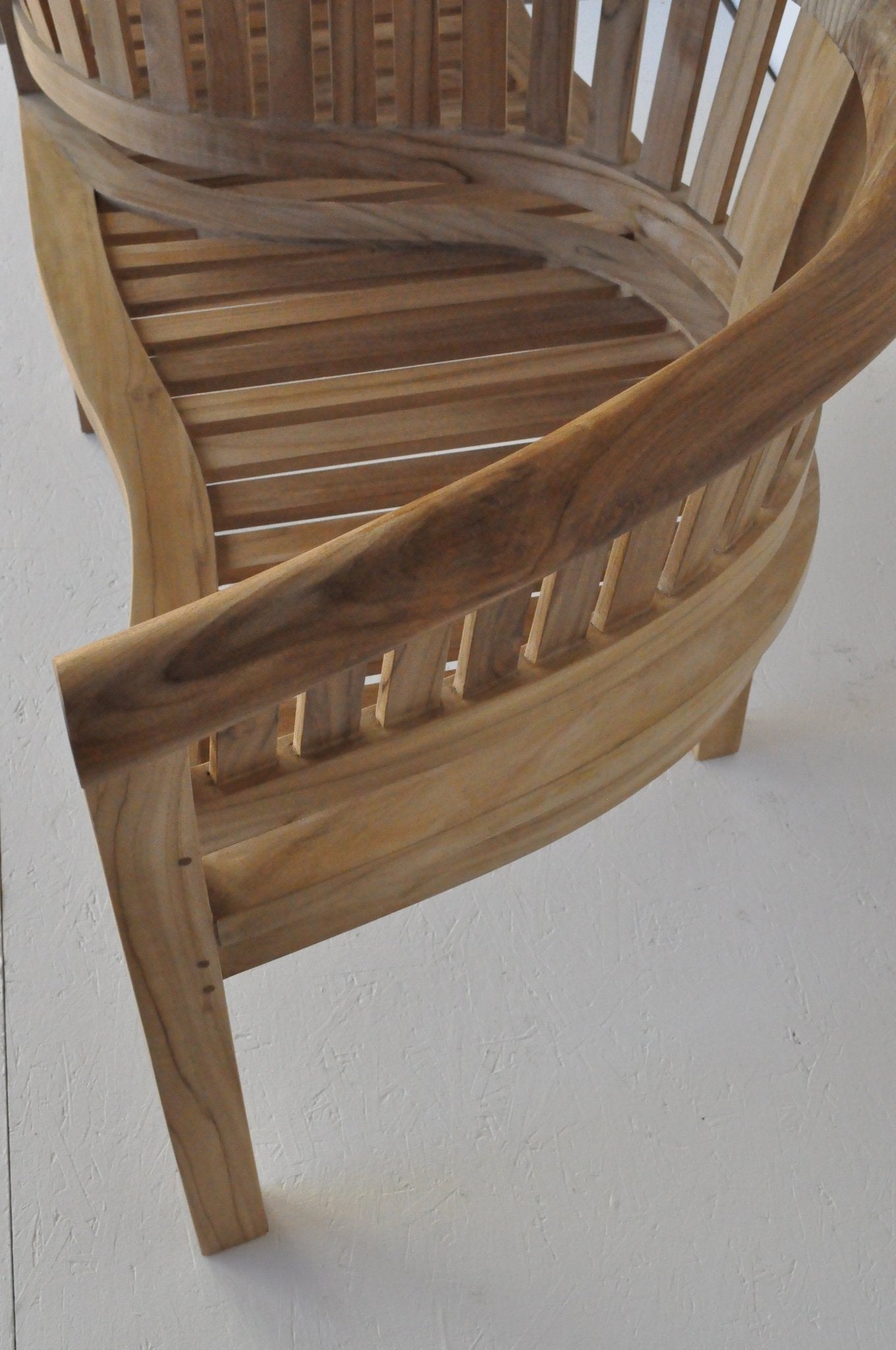 Curve Love Seat Bench – Teak Bench () by Anderson Teak